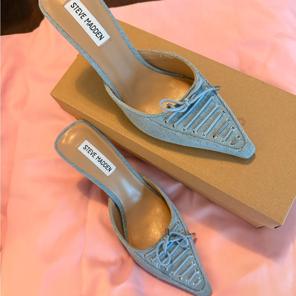 Steve Madden Denim Blue Kitten Heels